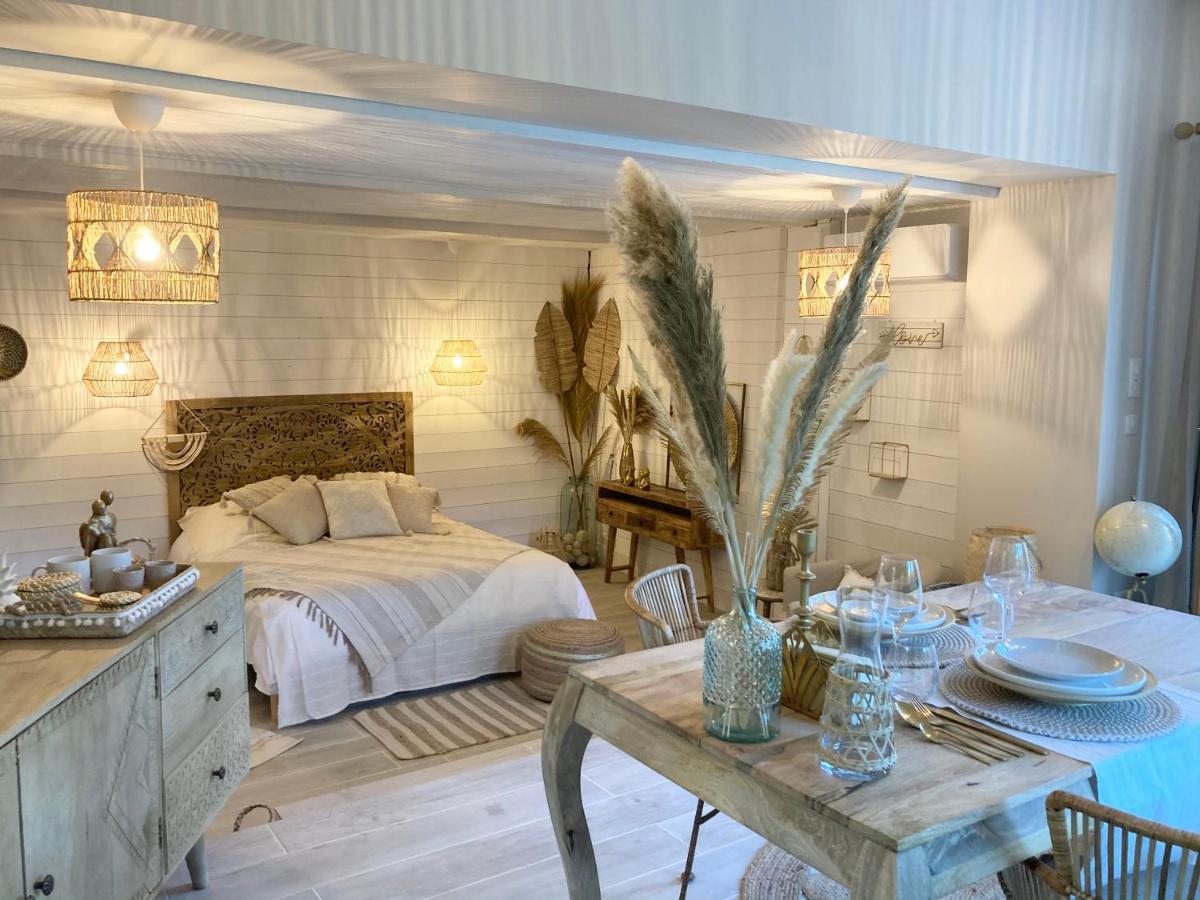 Gajan  Nuitees Bohemes B&B 외부 사진