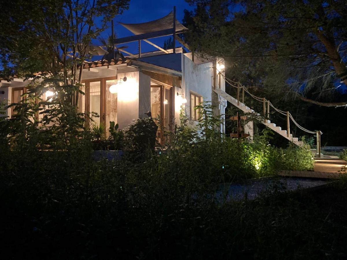 Gajan  Nuitees Bohemes B&B 외부 사진