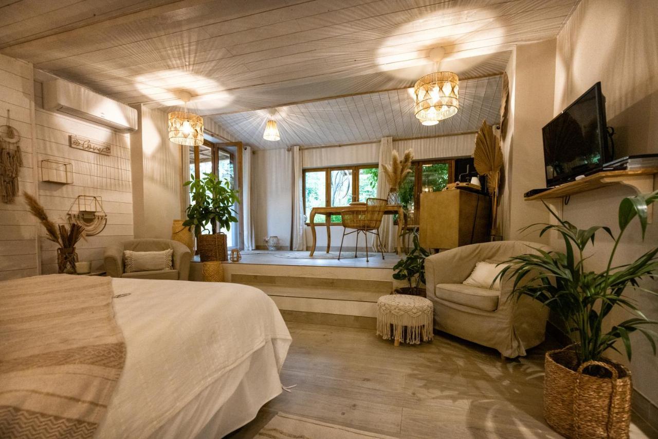 Gajan  Nuitees Bohemes B&B 외부 사진