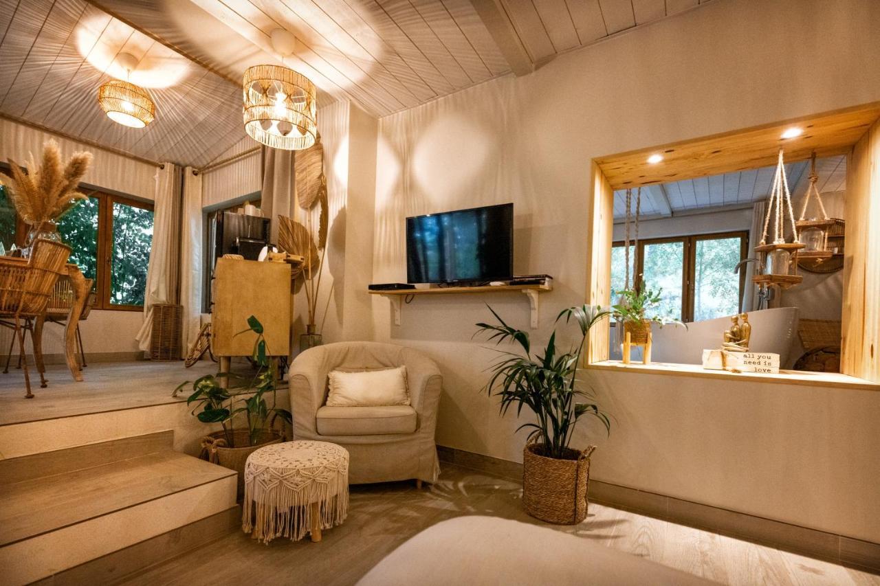Gajan  Nuitees Bohemes B&B 외부 사진
